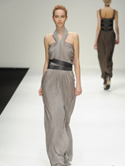 2011Amanda Wakeley(chng)